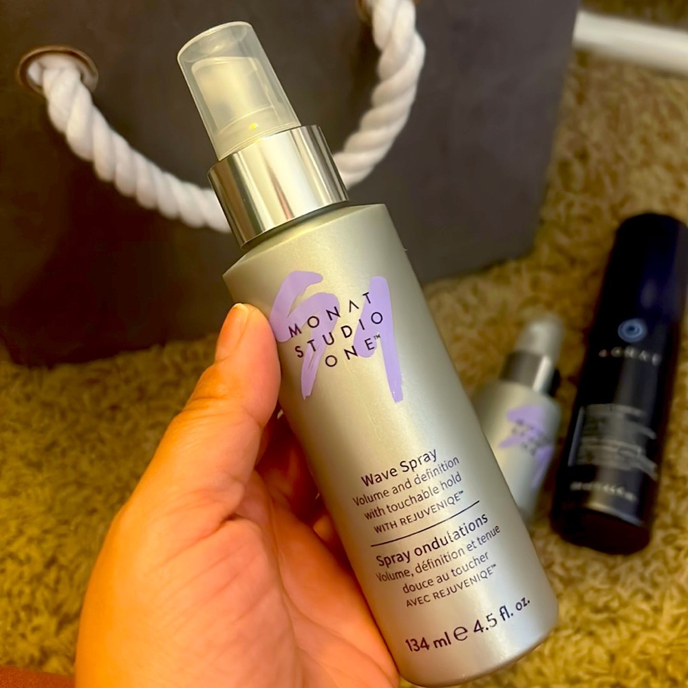 MONAT STUDIO ONE™ Wave Spray